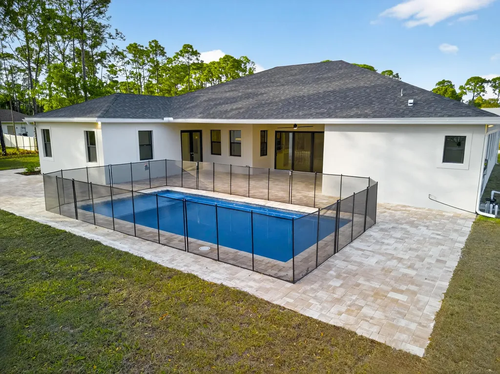 14736 69th Street N Loxahatchee FL 33470
