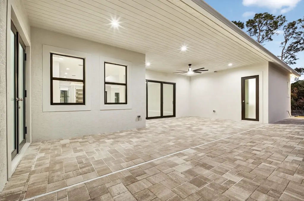 14736 69th Street N Loxahatchee FL 33470