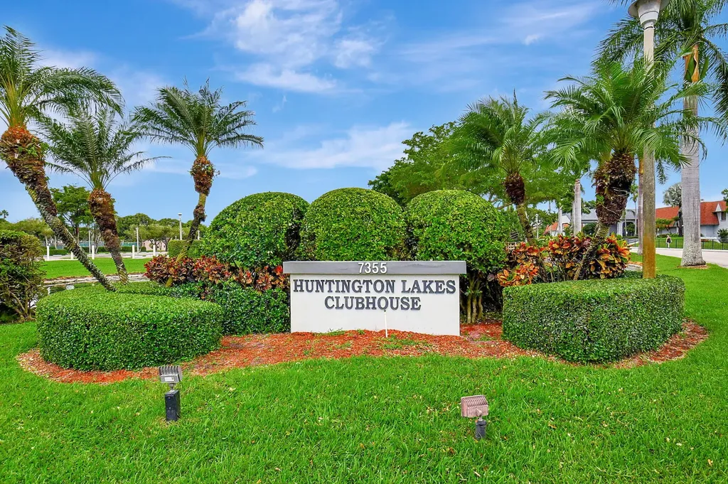14475 Strathmore Lane Delray Beach FL 33446