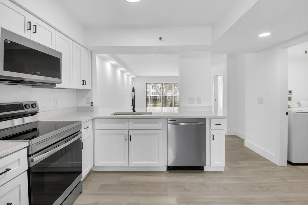 14475 Strathmore Lane Delray Beach FL 33446