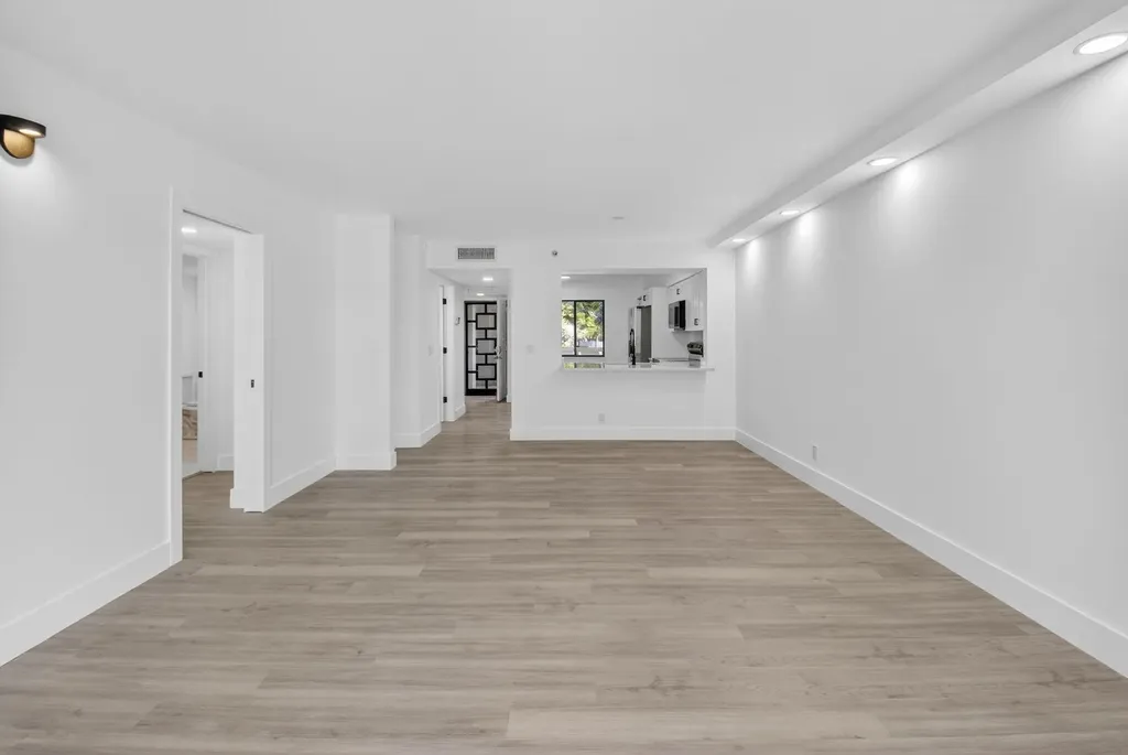 14475 Strathmore Lane Delray Beach FL 33446