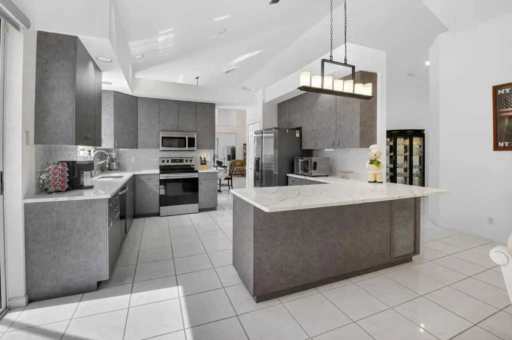 11893 Fountainside Circle Boynton Beach FL 33437