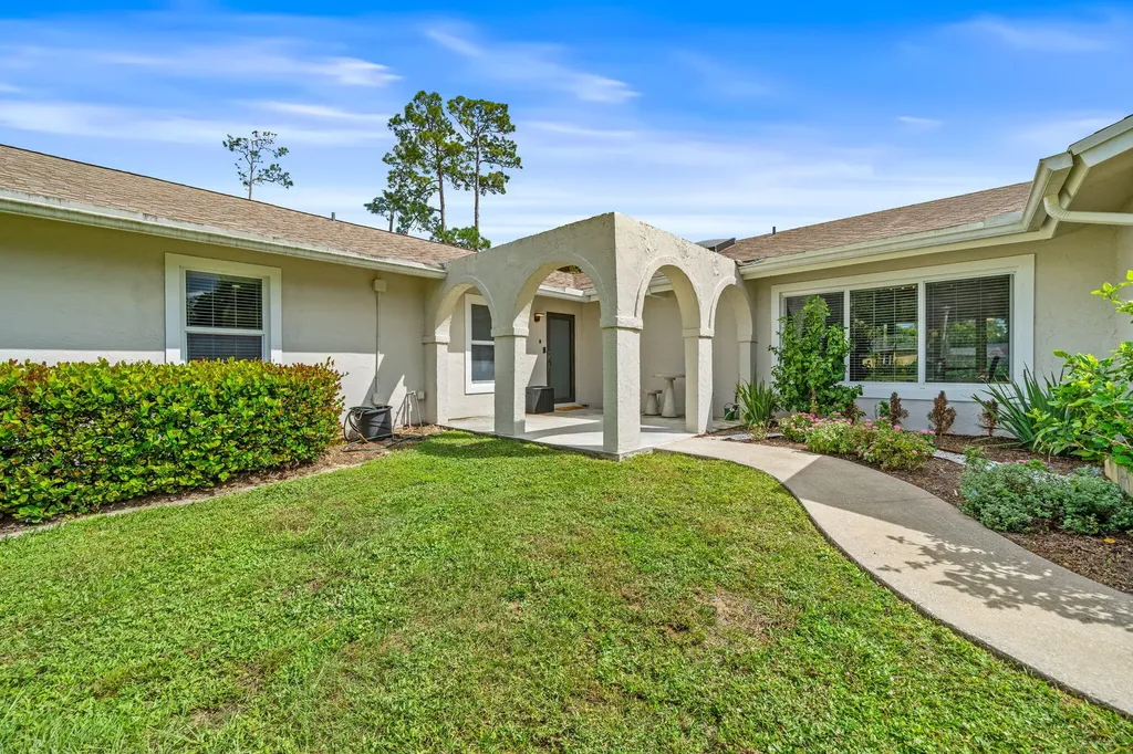 12192 Branding Iron Court Wellington FL 33414