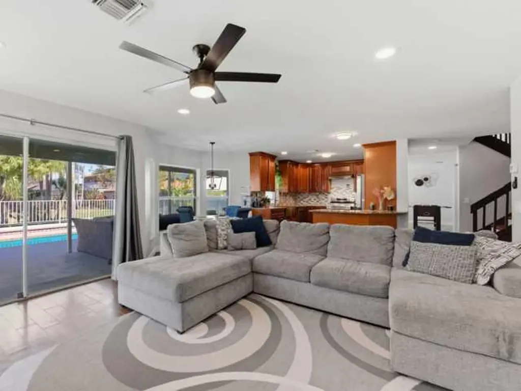 5528 Descartes Circle Boynton Beach FL 33472