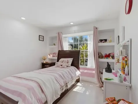 5528 Descartes Circle Boynton Beach FL 33472