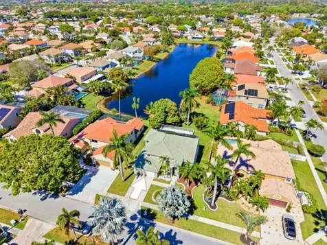 5528 Descartes Circle Boynton Beach FL 33472