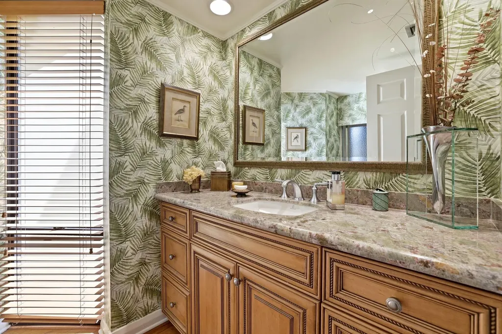 1141 Marine Way E North Palm Beach FL 33408