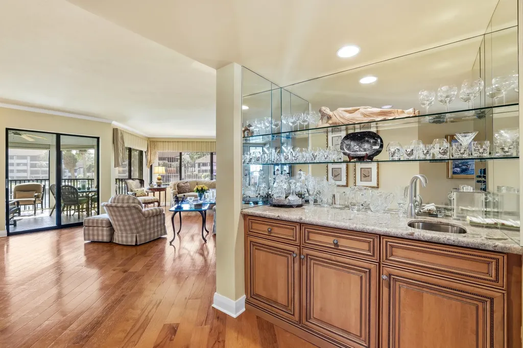 1141 Marine Way E North Palm Beach FL 33408