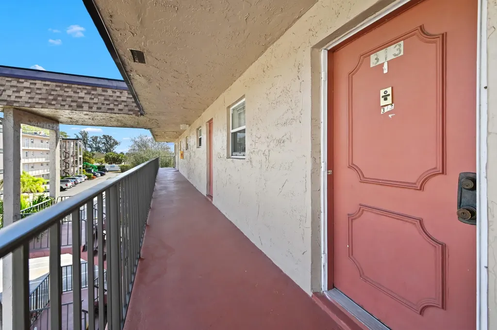 721 Lori Drive Palm Springs FL 33461
