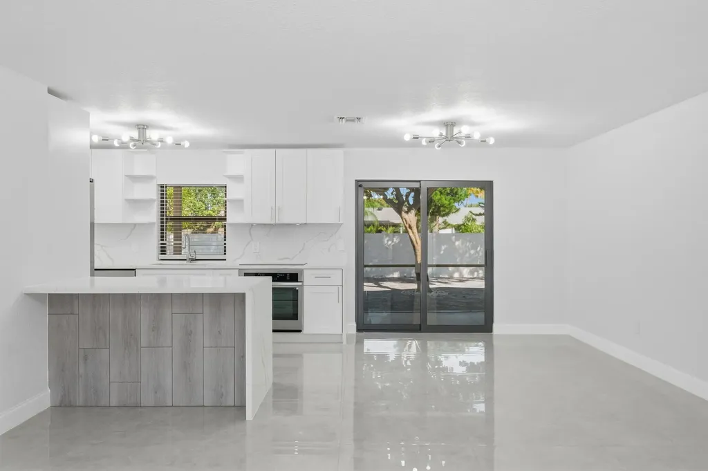 22390 SW 66th Avenue Boca Raton FL 33428