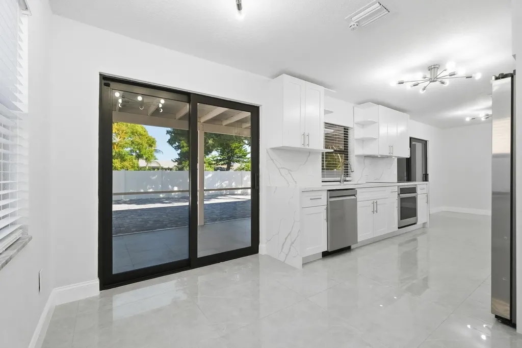 22390 SW 66th Avenue Boca Raton FL 33428
