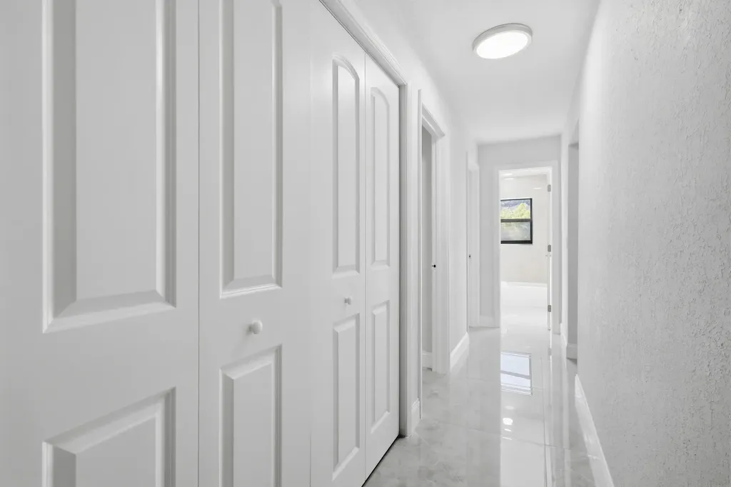 22390 SW 66th Avenue Boca Raton FL 33428