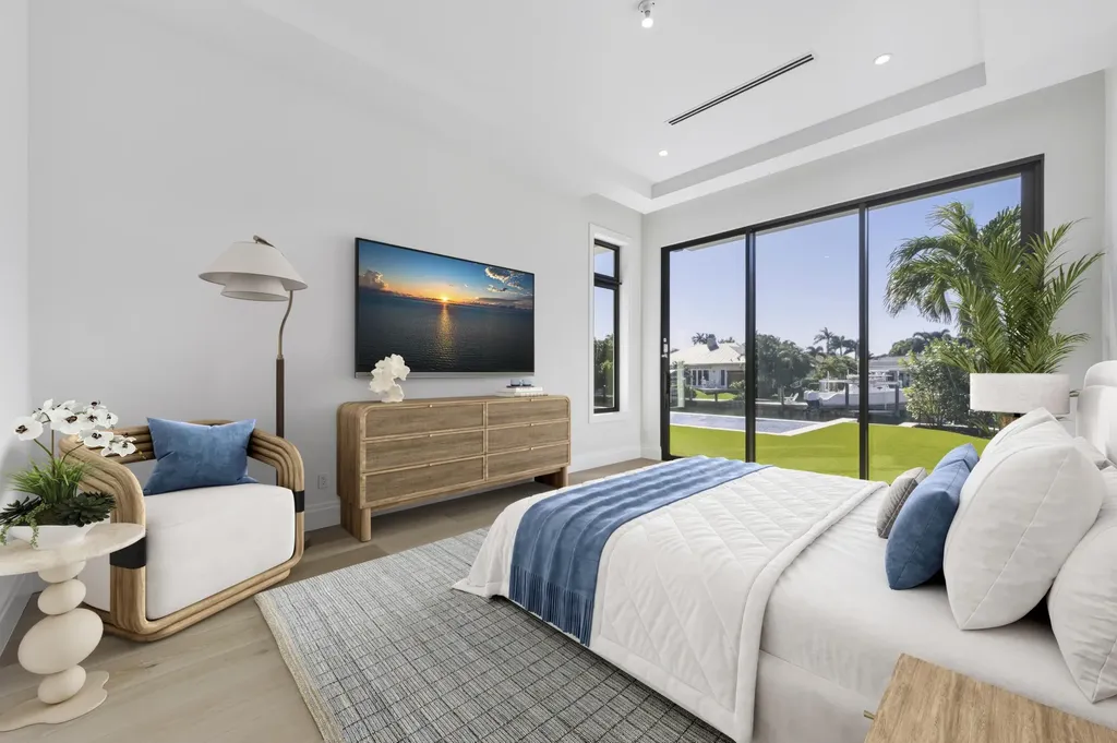2442 Bay Circle Palm Beach Gardens FL 33410