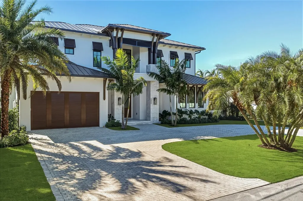 2442 Bay Circle Palm Beach Gardens FL 33410