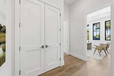 2442 Bay Circle Palm Beach Gardens FL 33410