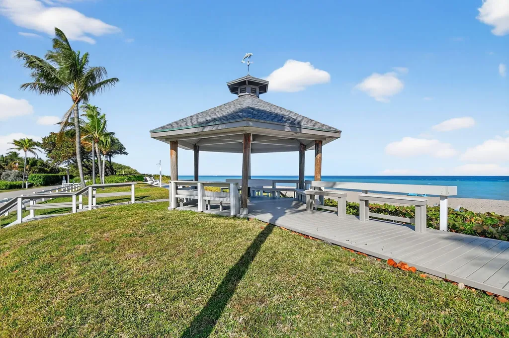 5505 N Ocean Boulevard Ocean Ridge FL 33435