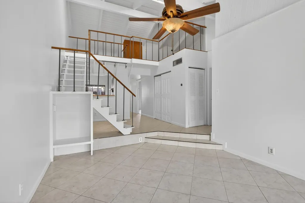 8042 SW 21st Place Davie FL 33324