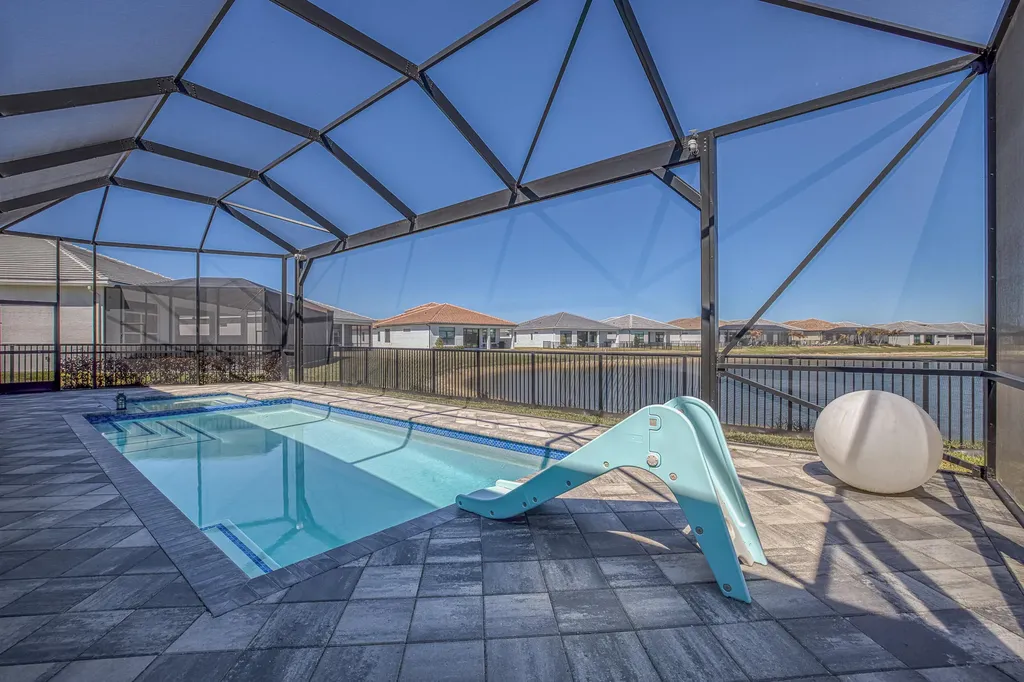 8538 SW Cantante Way Port St Lucie FL 34987