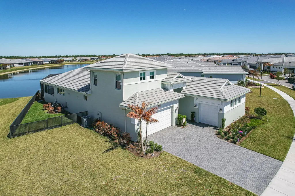 8538 SW Cantante Way Port St Lucie FL 34987