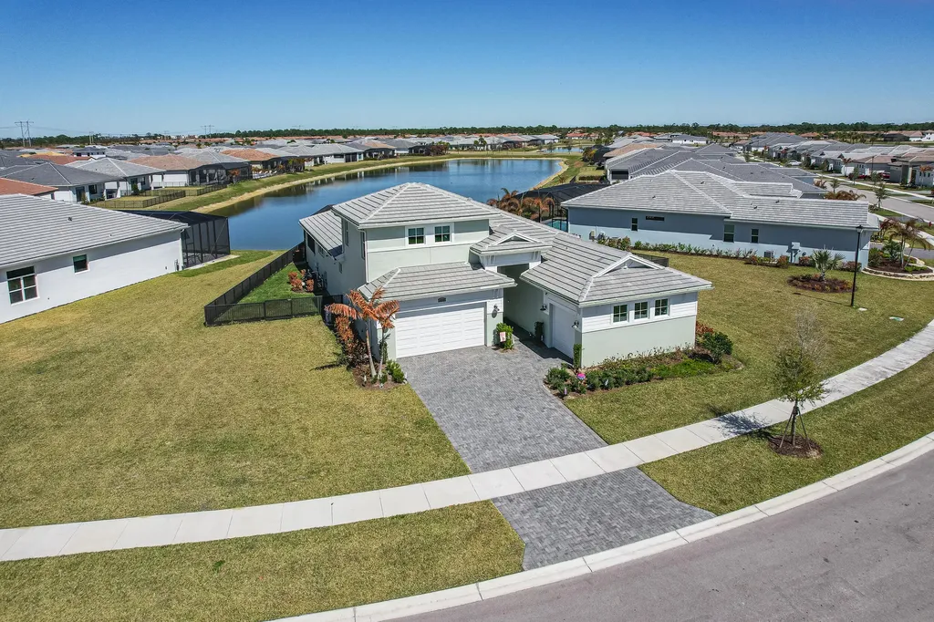 8538 SW Cantante Way Port St Lucie FL 34987