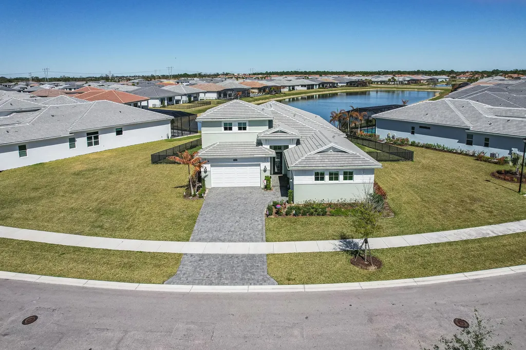 8538 SW Cantante Way Port St Lucie FL 34987