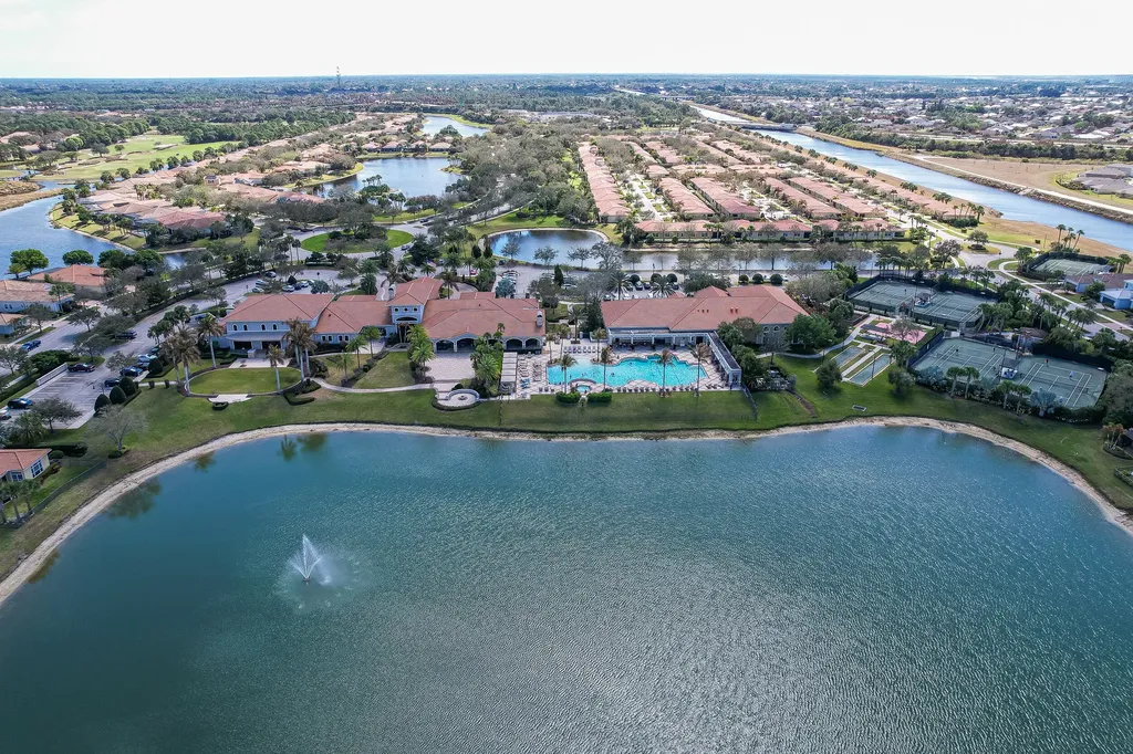 8538 SW Cantante Way Port St Lucie FL 34987
