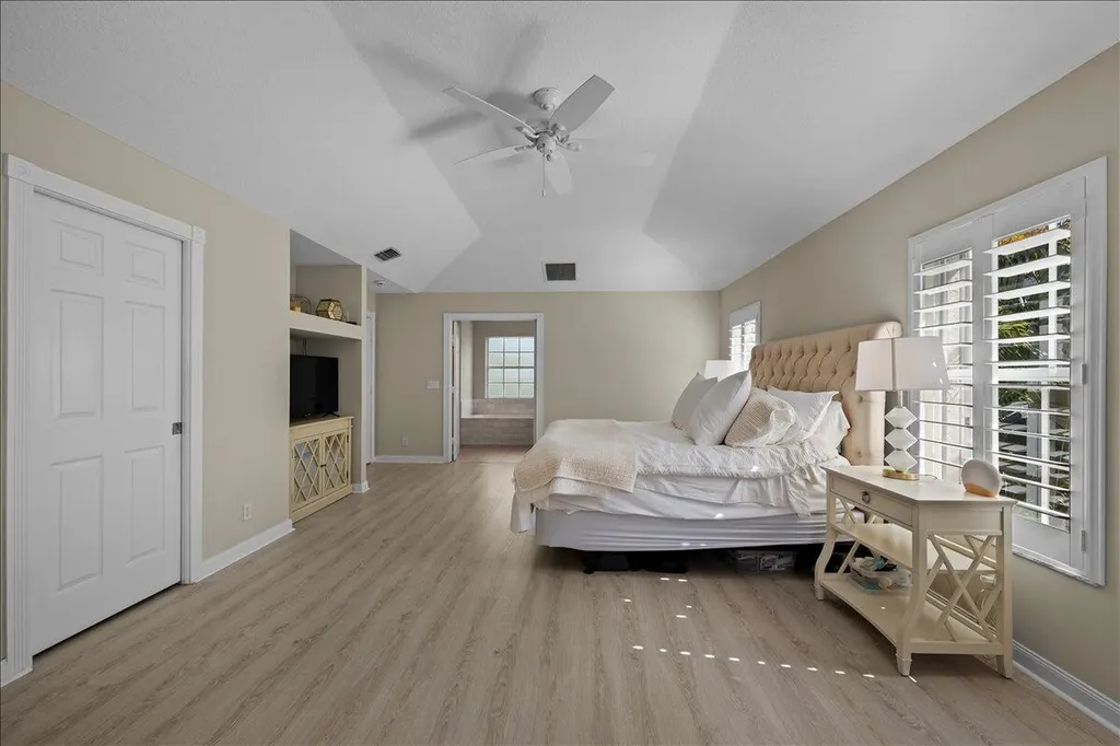 429 Oriole Circle Jupiter FL 33458