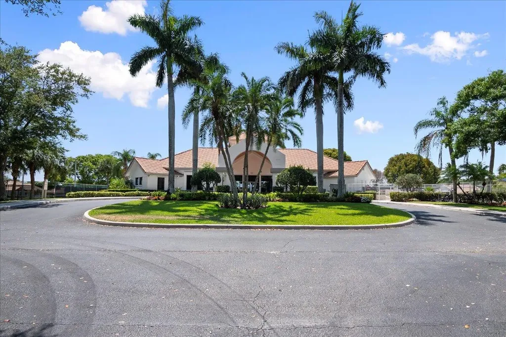 429 Oriole Circle Jupiter FL 33458