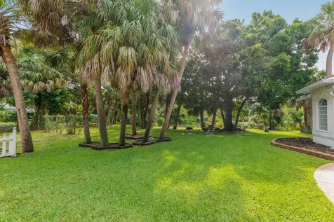 612 SE 6th Street Stuart FL 34994