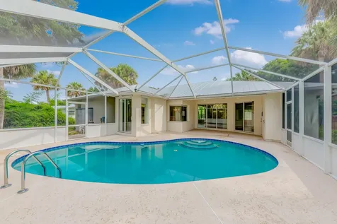 612 SE 6th Street Stuart FL 34994