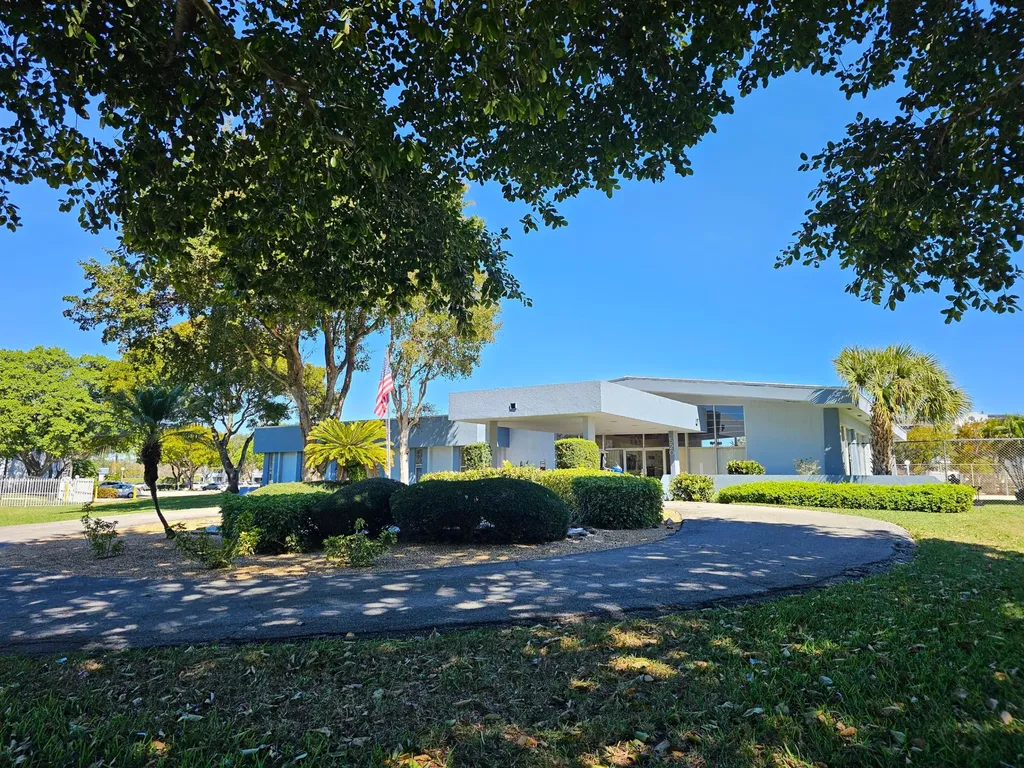 470 Executive Center Drive West Palm Beach FL 33401
