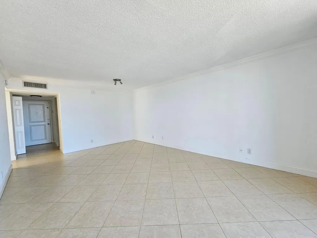 470 Executive Center Drive West Palm Beach FL 33401