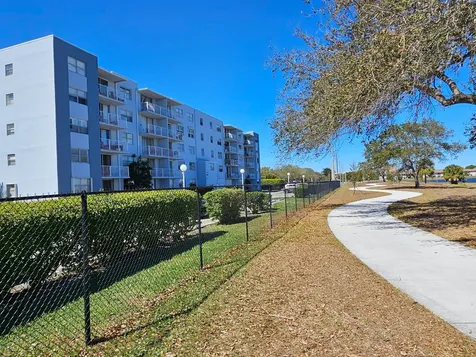470 Executive Center Drive West Palm Beach FL 33401