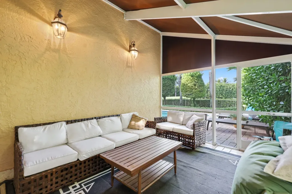 7355 Mandarin Drive Boca Raton FL 33433