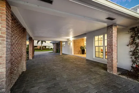 351 Colony Key Circle Atlantis FL 33462