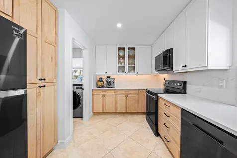 351 Colony Key Circle Atlantis FL 33462