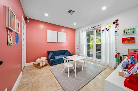 351 Colony Key Circle Atlantis FL 33462