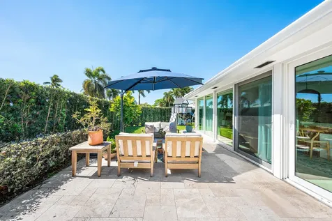 351 Colony Key Circle Atlantis FL 33462