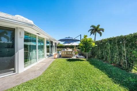 351 Colony Key Circle Atlantis FL 33462