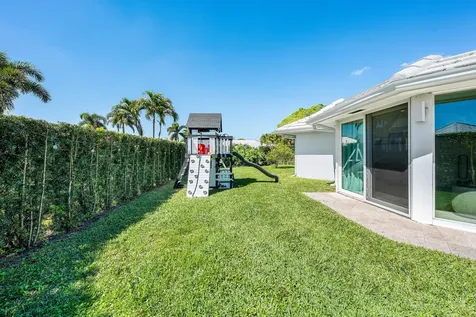 351 Colony Key Circle Atlantis FL 33462