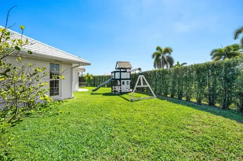 351 Colony Key Circle Atlantis FL 33462