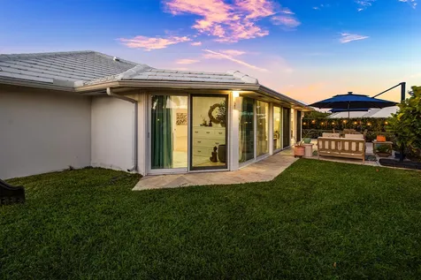 351 Colony Key Circle Atlantis FL 33462