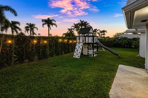 351 Colony Key Circle Atlantis FL 33462