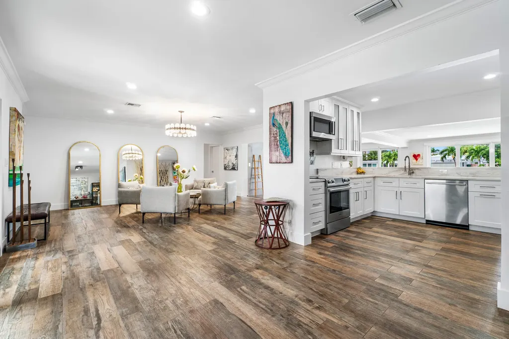 711 NE 69th Street Boca Raton FL 33487