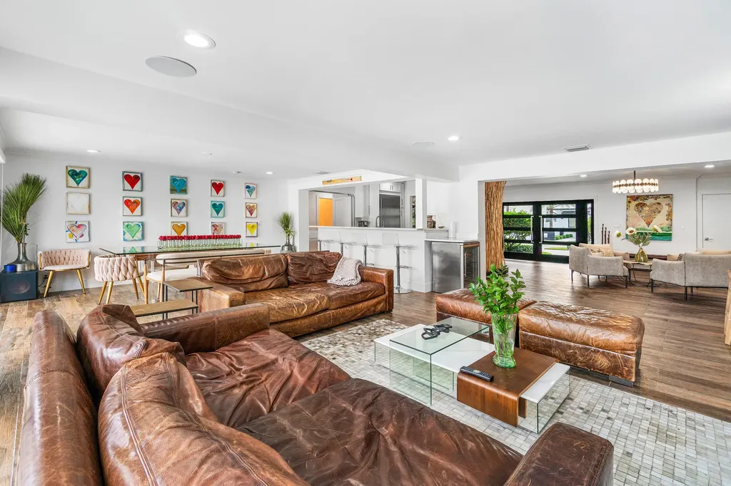 711 NE 69th Street Boca Raton FL 33487