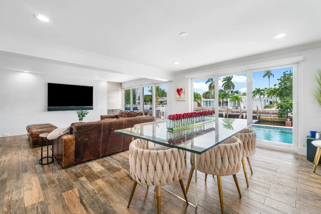 711 NE 69th Street Boca Raton FL 33487
