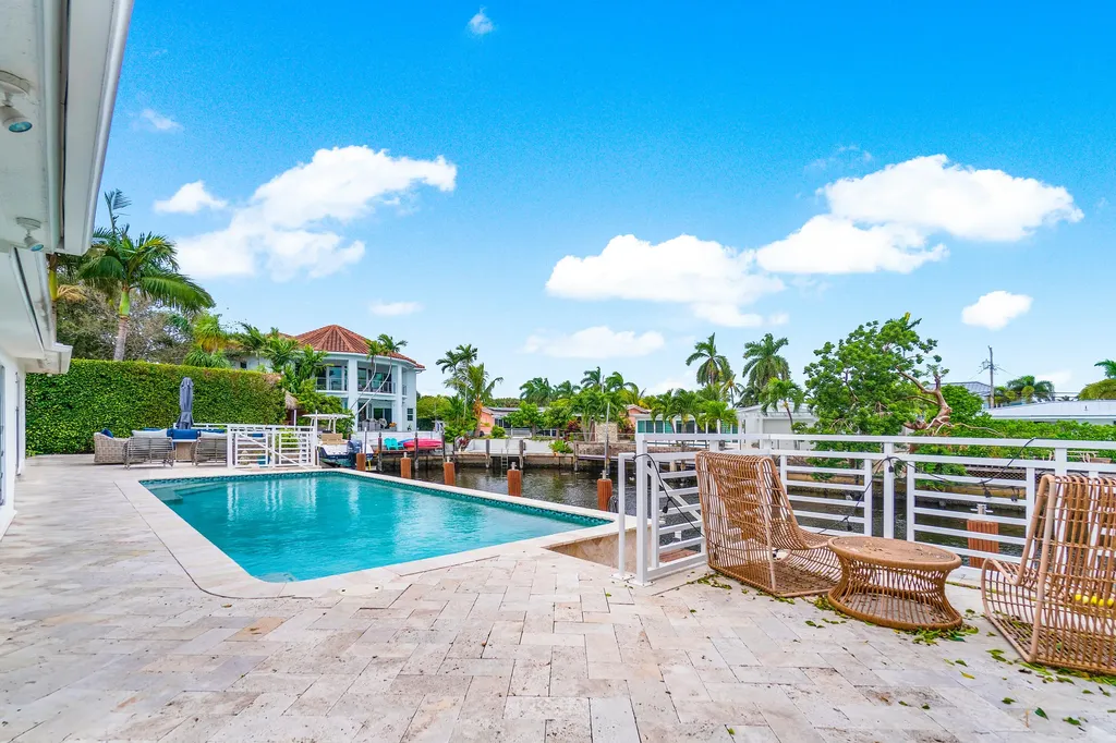 711 NE 69th Street Boca Raton FL 33487