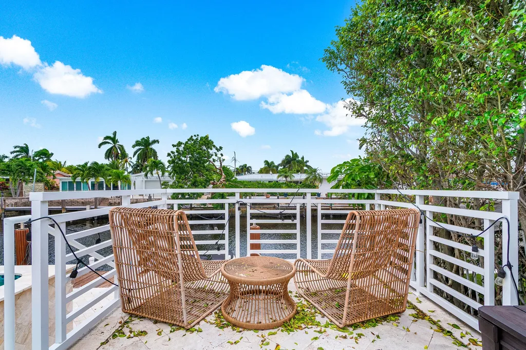 711 NE 69th Street Boca Raton FL 33487