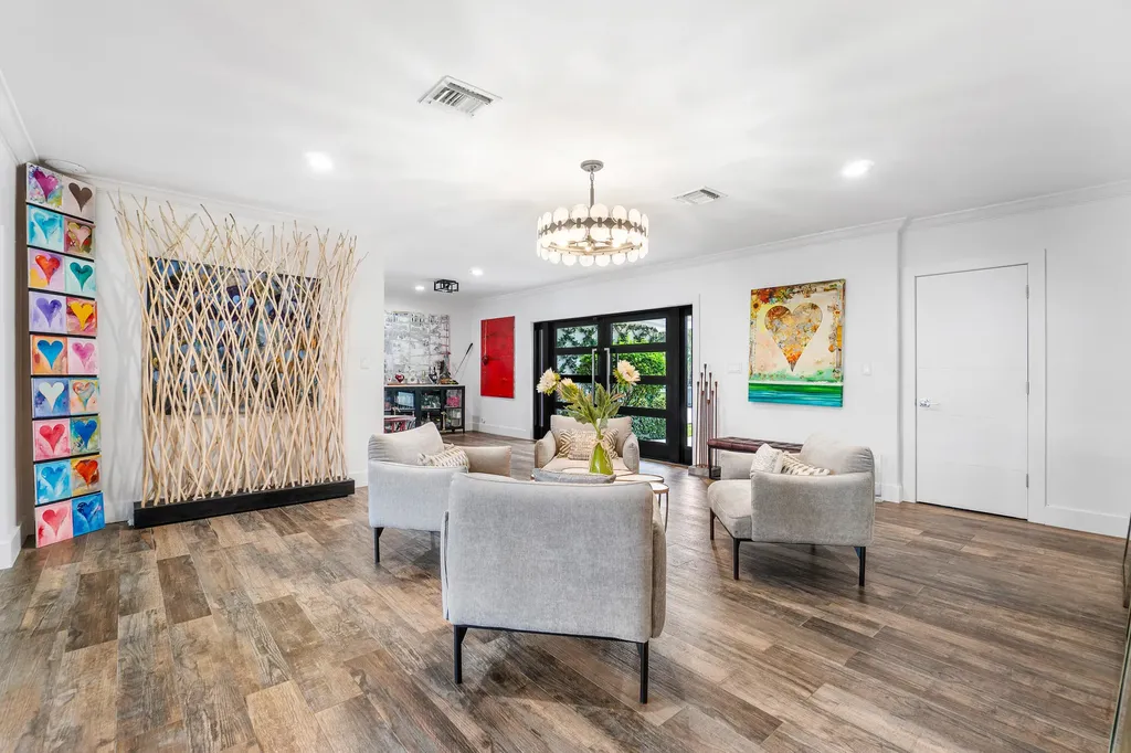 711 NE 69th Street Boca Raton FL 33487