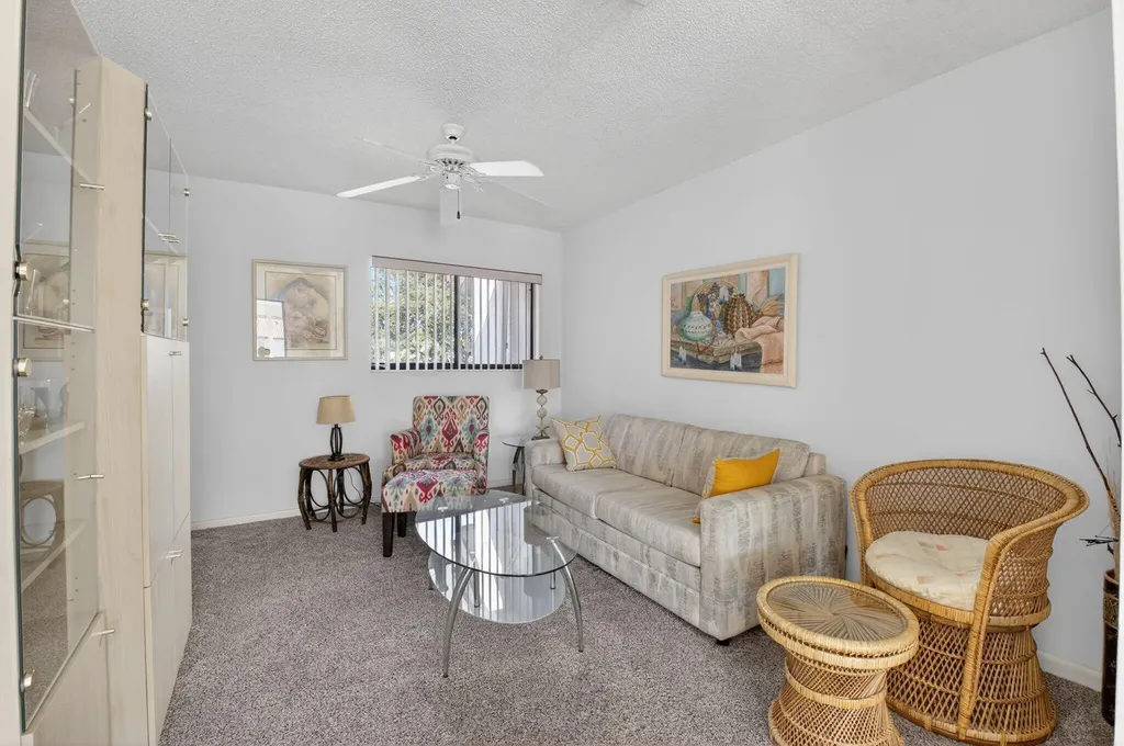 10279 N Circle Lake Drive Boynton Beach FL 33437